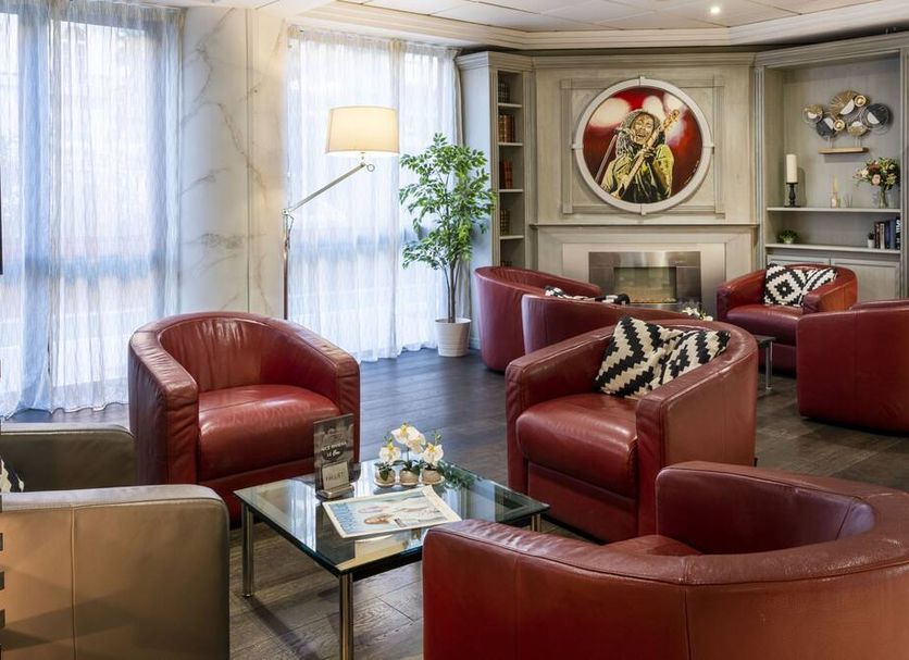 Lounge Photo