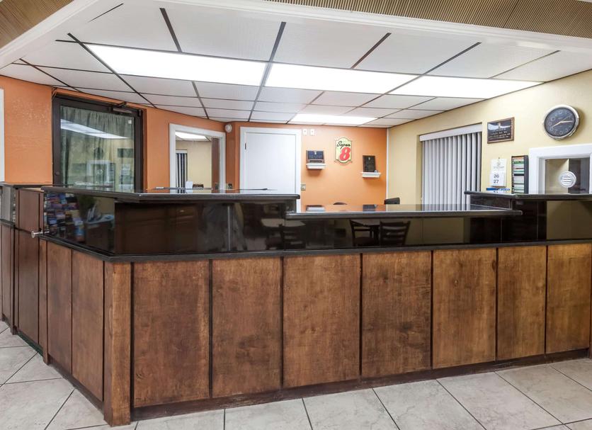 Front desk Photo