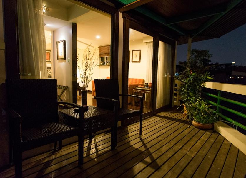 Balcony Photo