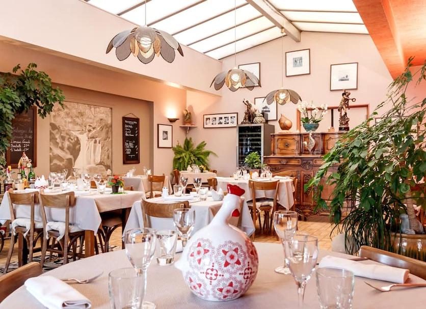 Restaurant Photo
