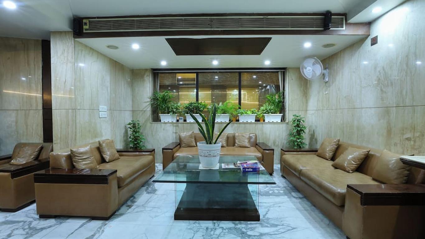 Airport Hotel Grand