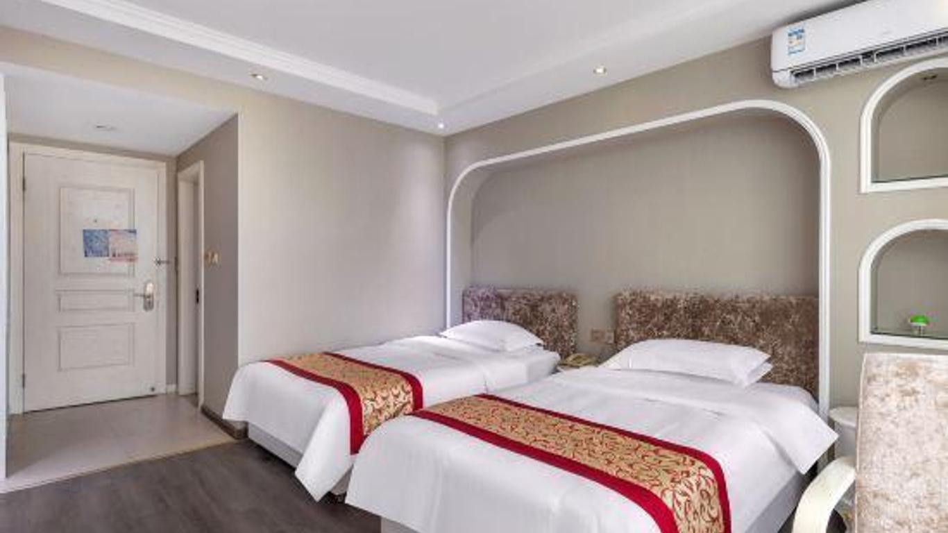 Tuk China Light Residence Hotel (Taizhou Luqiao Airport Branch)