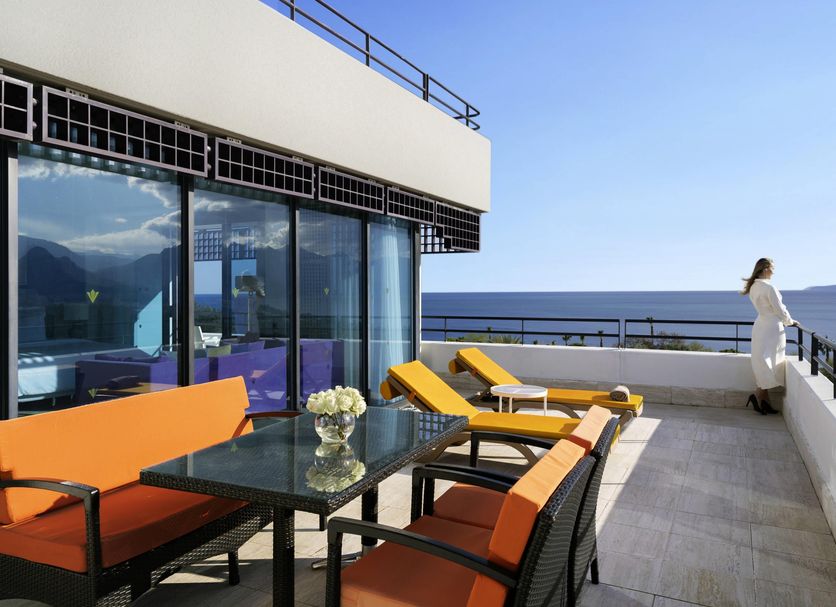 Balcony Photo