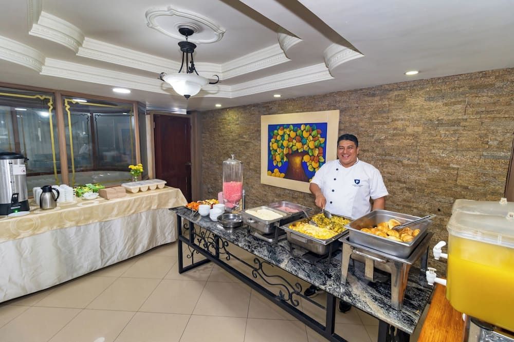 Buffet Photo