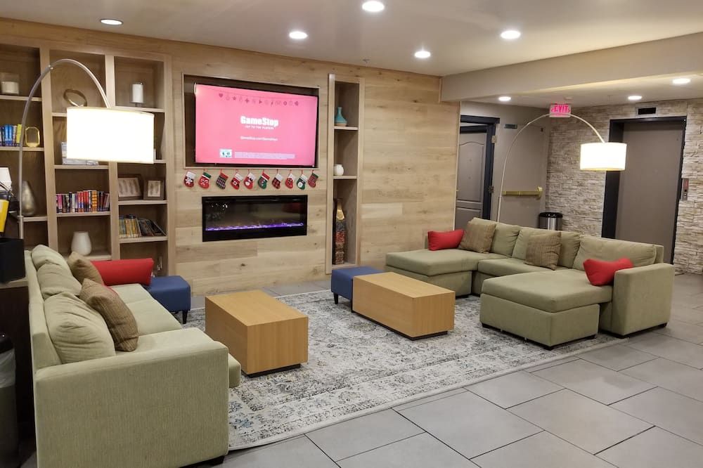 Lounge Photo