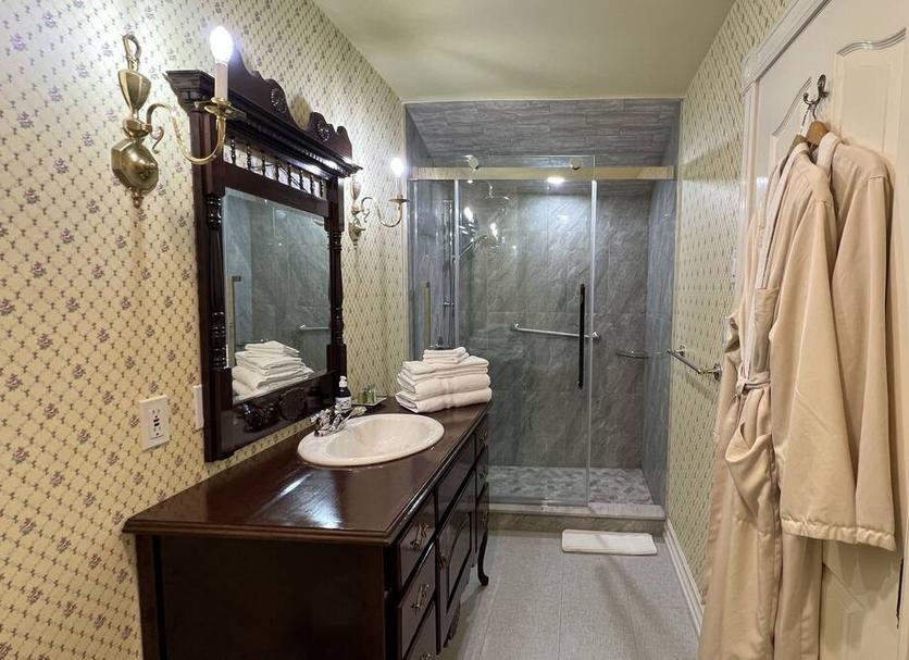 Bathroom Photo