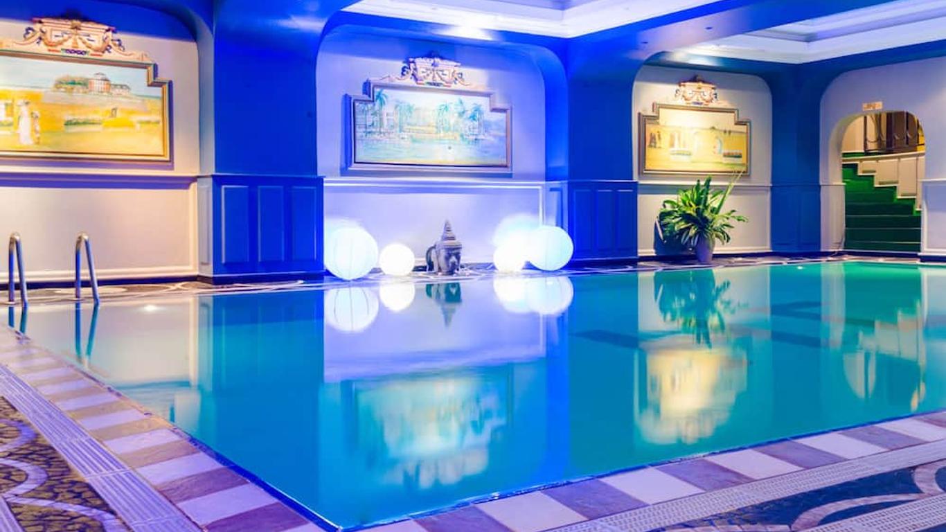Hôtel Colbert Spa & Casino