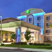 Holiday Inn Express Hotel & Suites River Park, An IHG Hotel