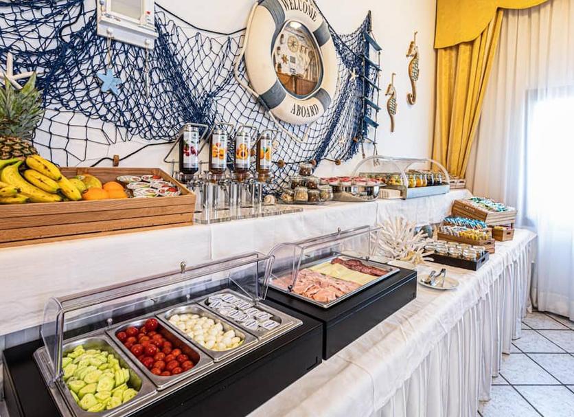 Buffet Photo