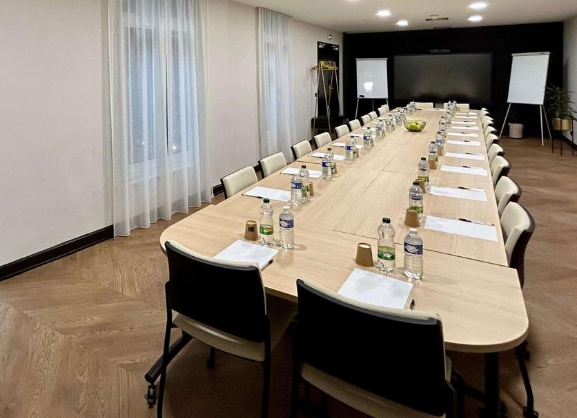 Conference room Photo