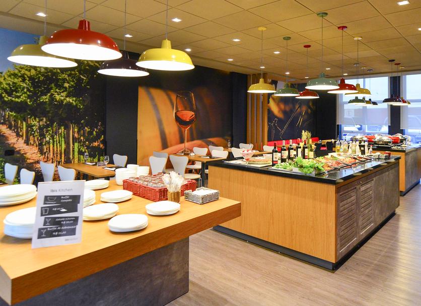 Buffet Photo