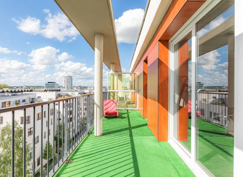 Balcony Photo