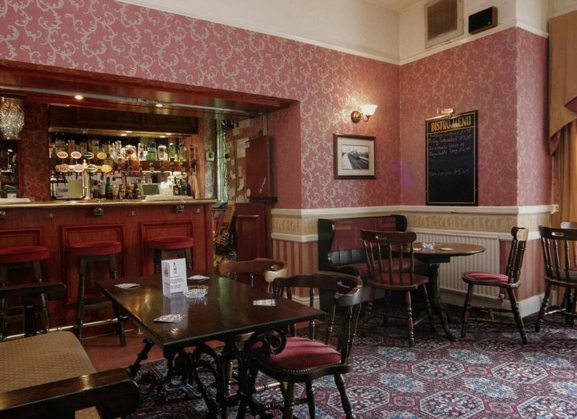 Bar Photo