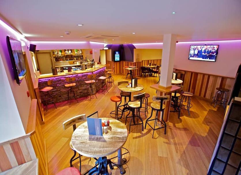 Bar Photo