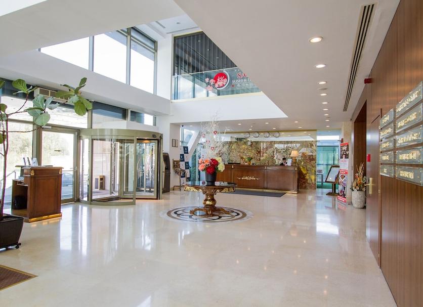 Lobby Photo