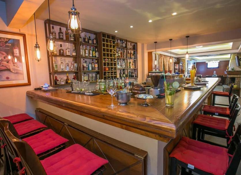 Bar Photo