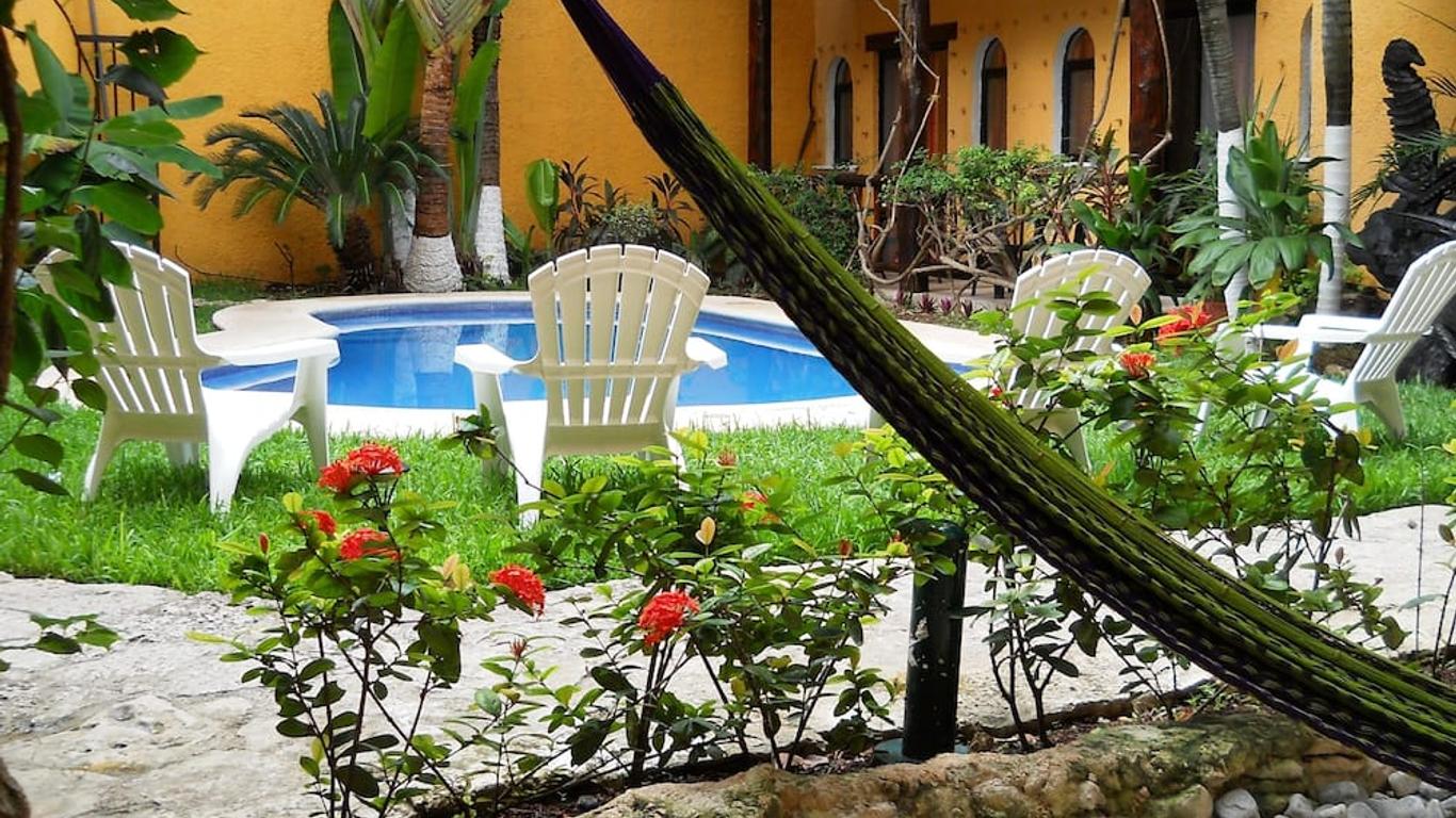 Hotel Bosque Caribe, 5th Av. zone