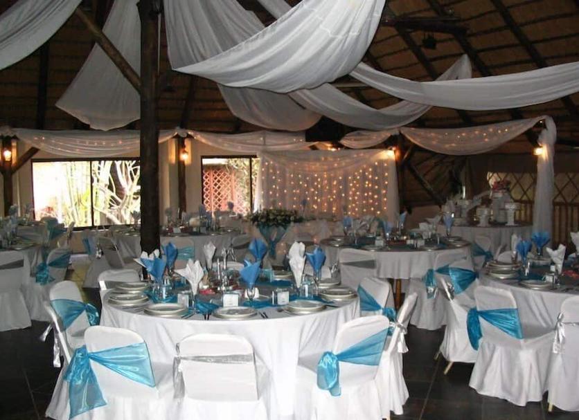 Banquet hall Photo