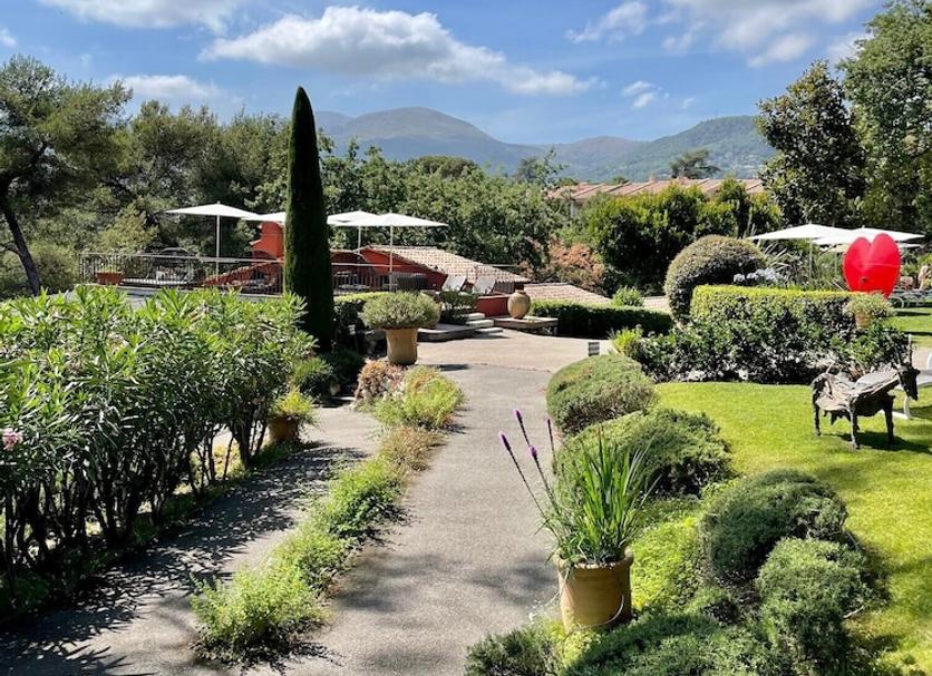 Outdoor view Photo