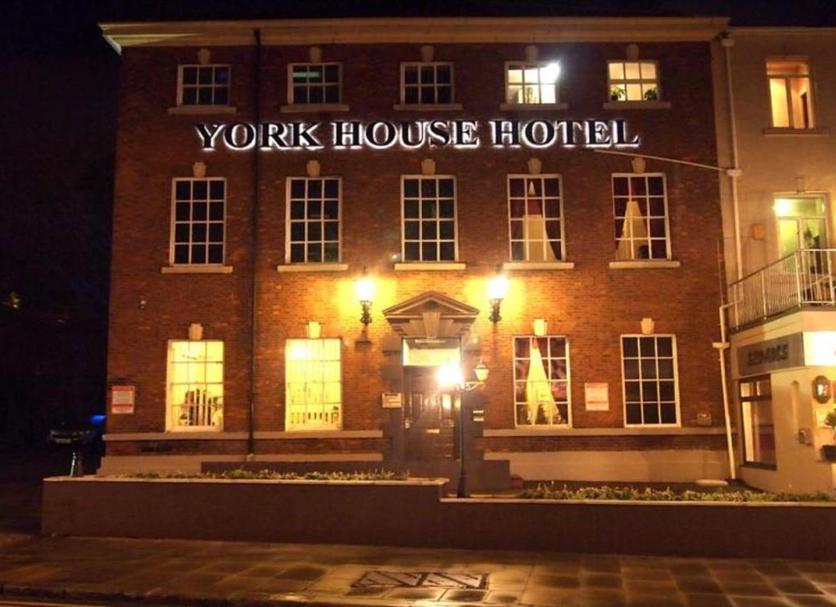 Building Photo