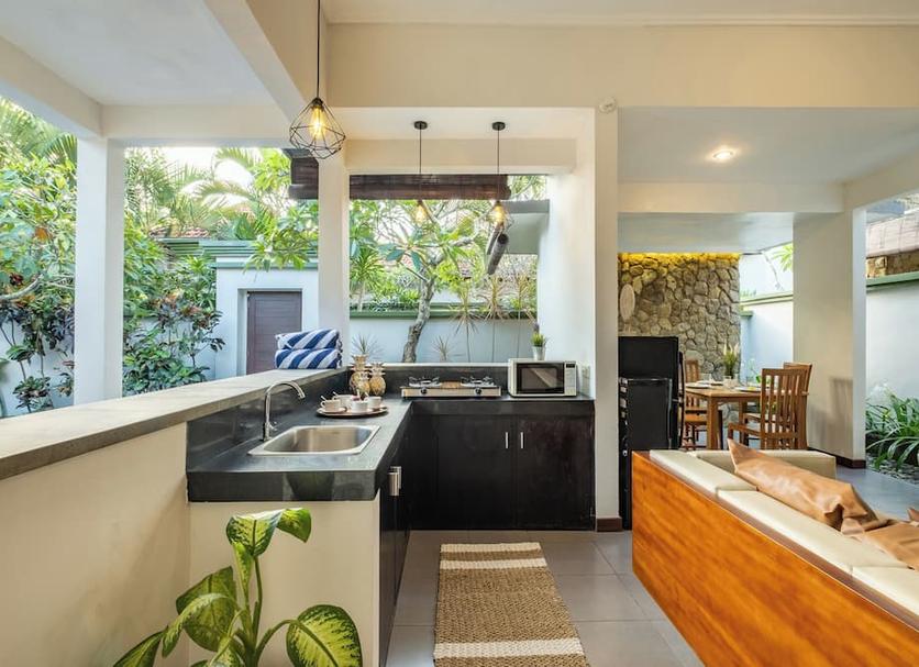 Kitchen Photo