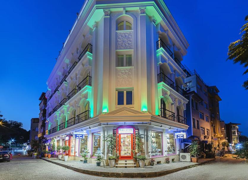 Building Photo