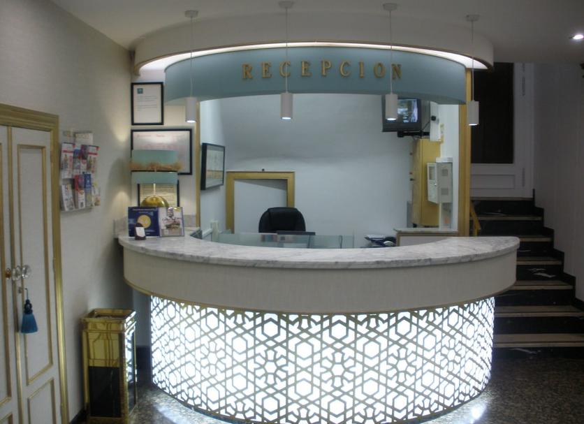 Front desk Photo