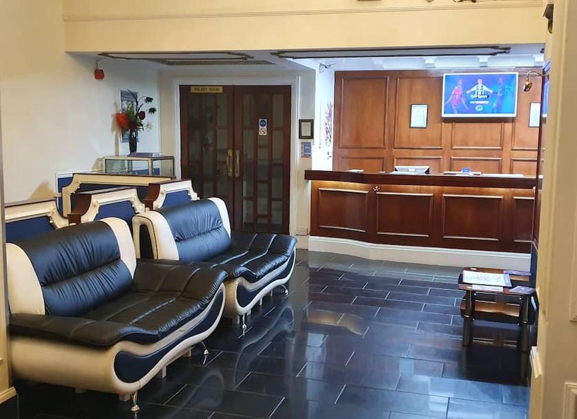 Front desk Photo