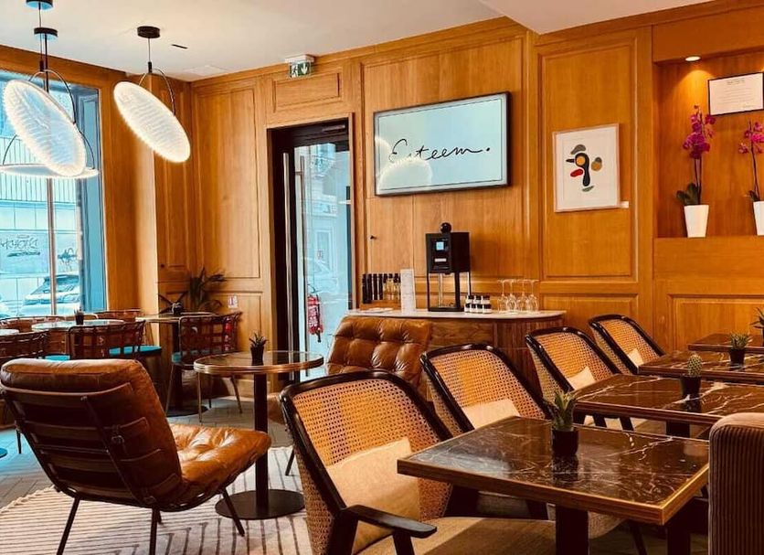 Lounge Photo
