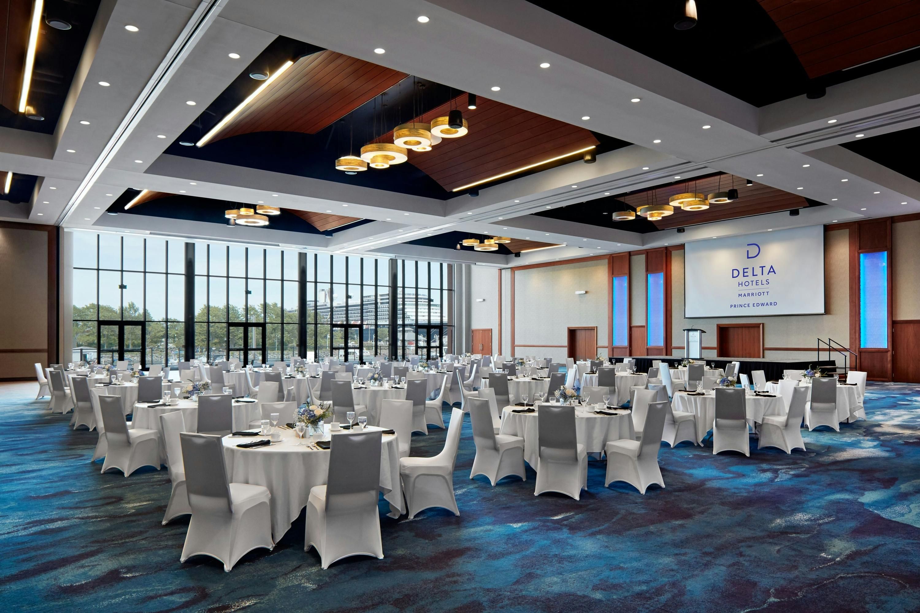 Banquet hall
