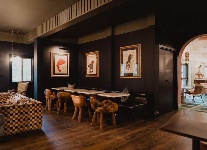Dining room Photo