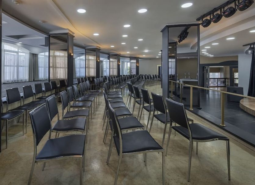 Conference room Photo