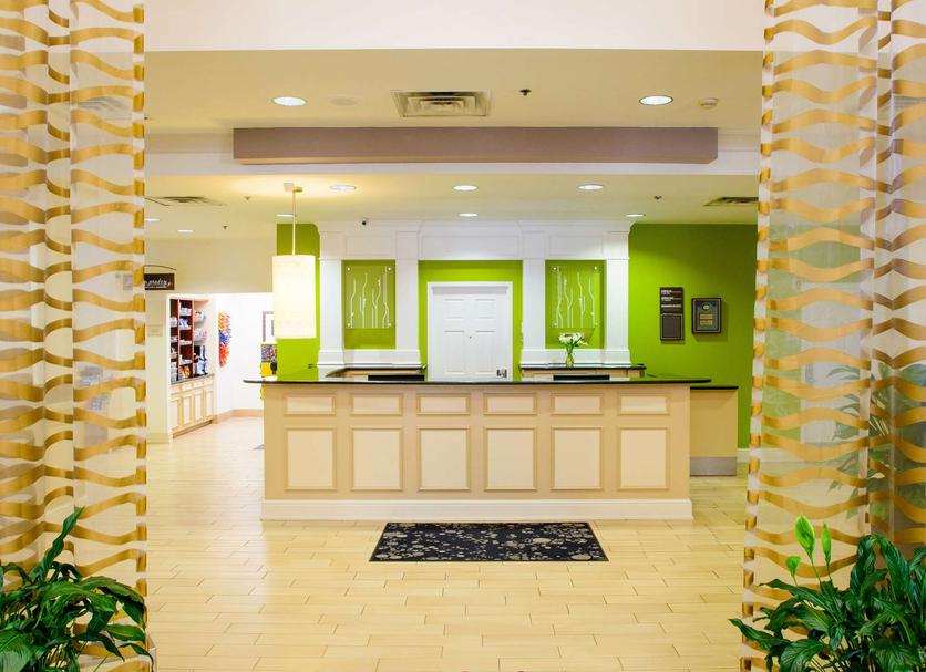 Front desk Photo