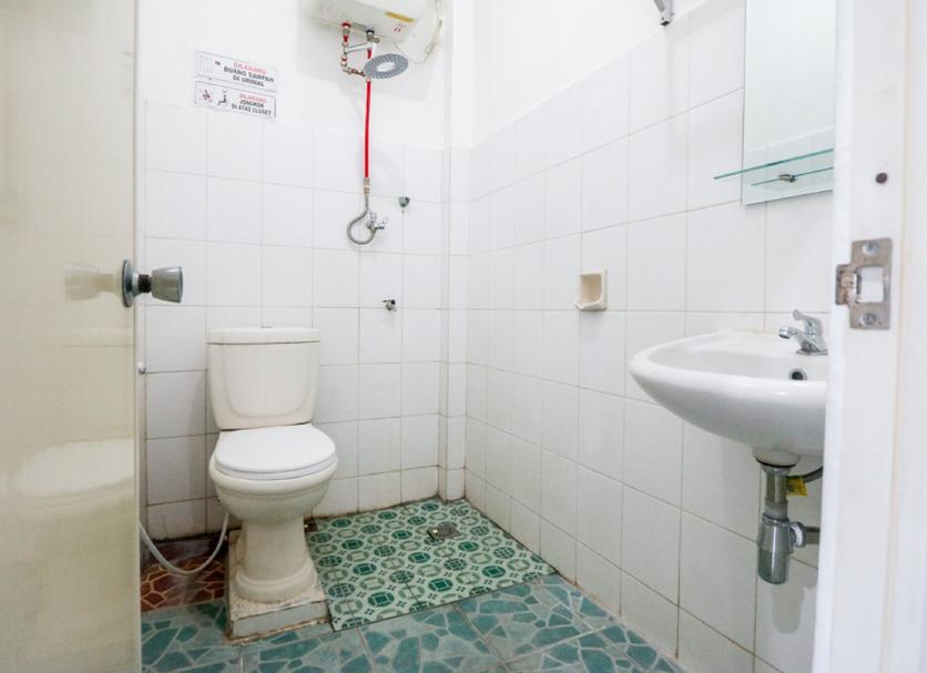 Bathroom Photo