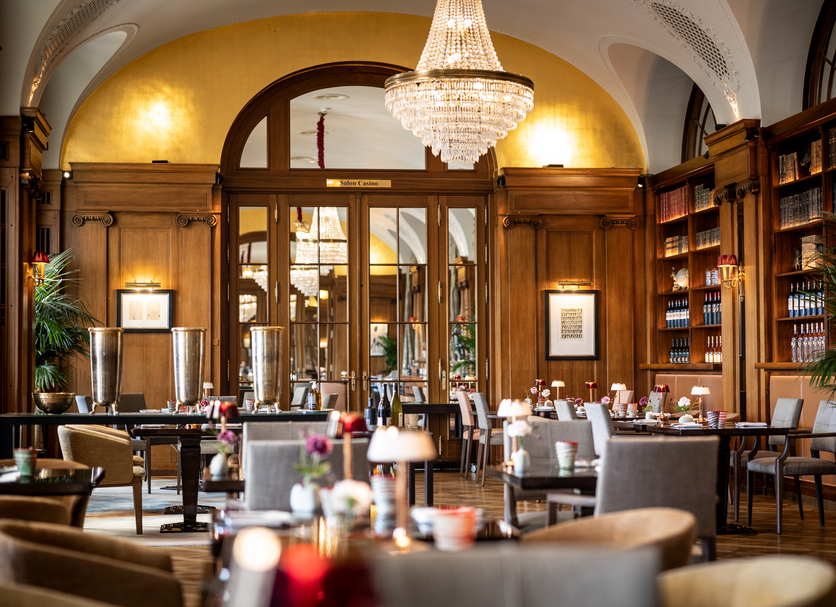 Restaurant Photo