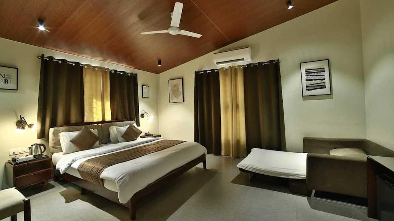 Hotel Marigold Mount Abu with Swimming Pool
