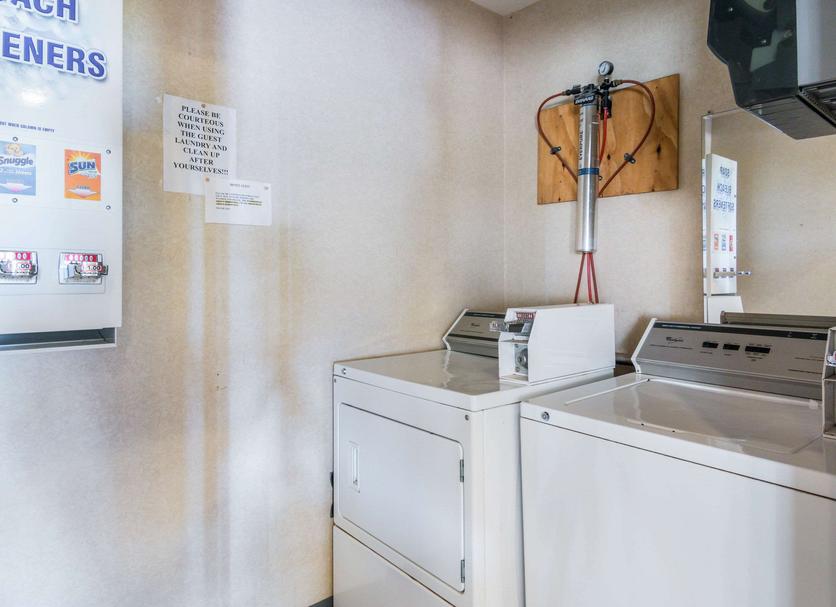 Laundry facility Photo