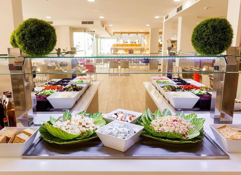 Buffet Photo
