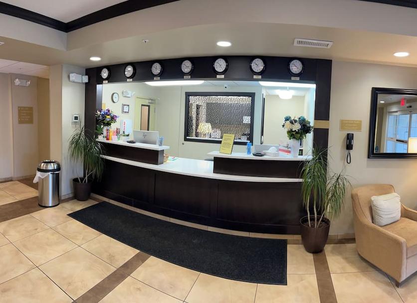 Front desk Photo