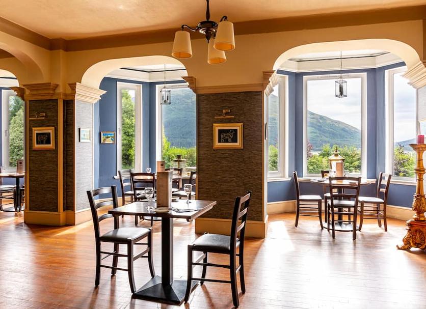 Dining room Photo