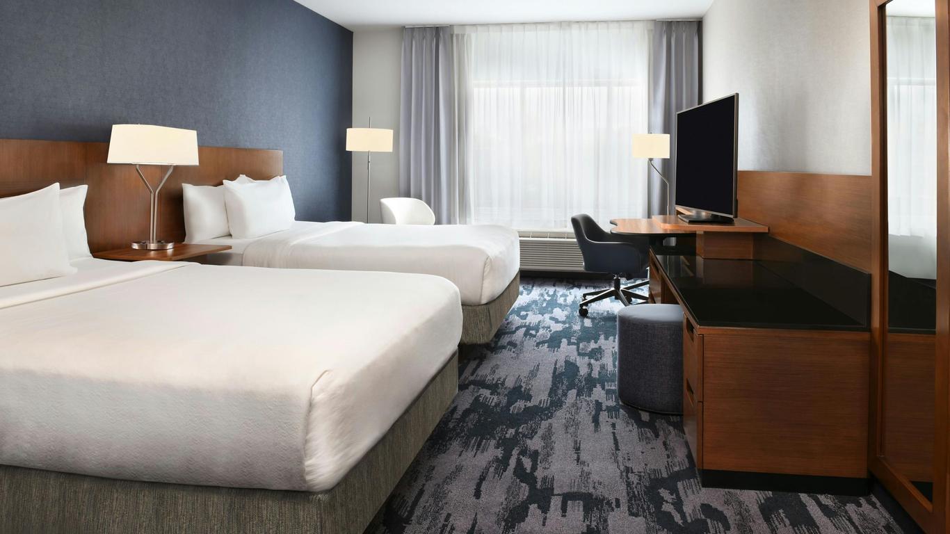 Fairfield Inn and Suites by Marriott Calgary Downtown