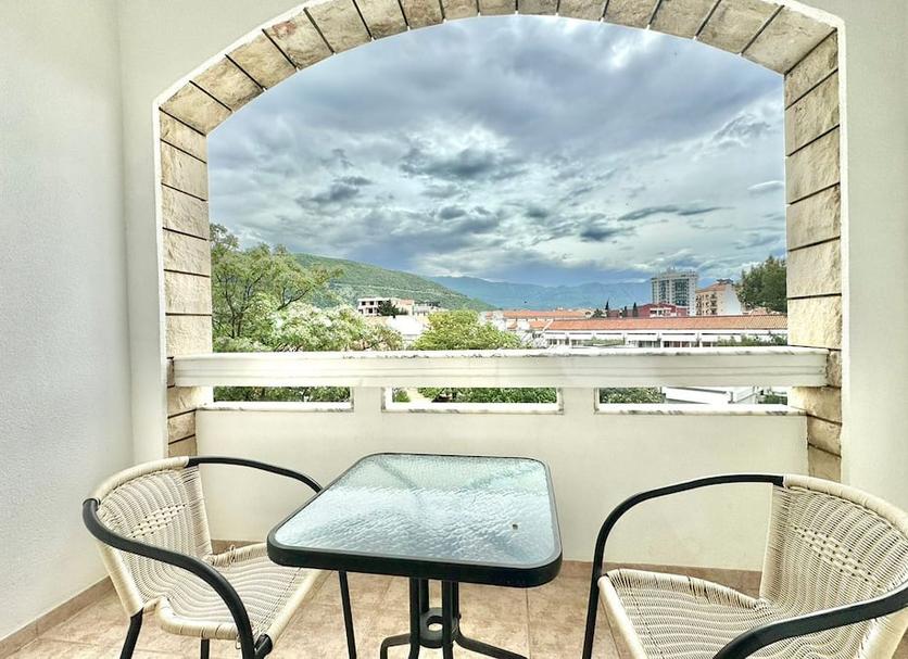 Balcony Photo
