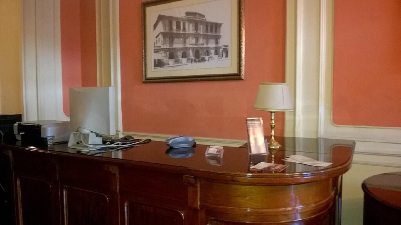 Hotel Excelsior