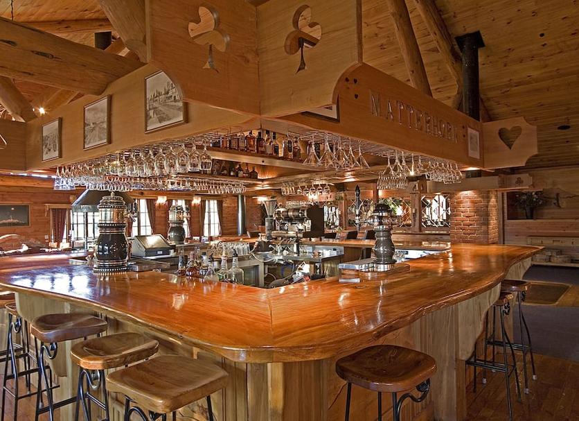 Bar Photo