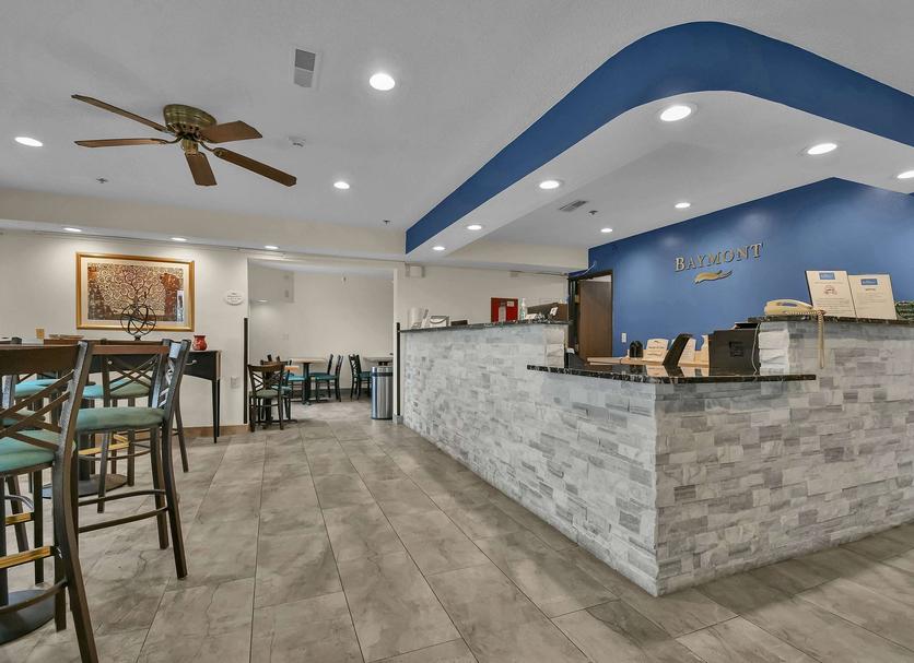 Front desk Photo