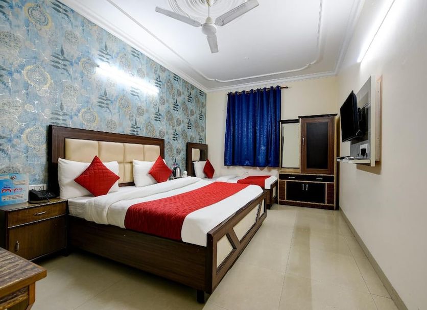 Bedroom Photo