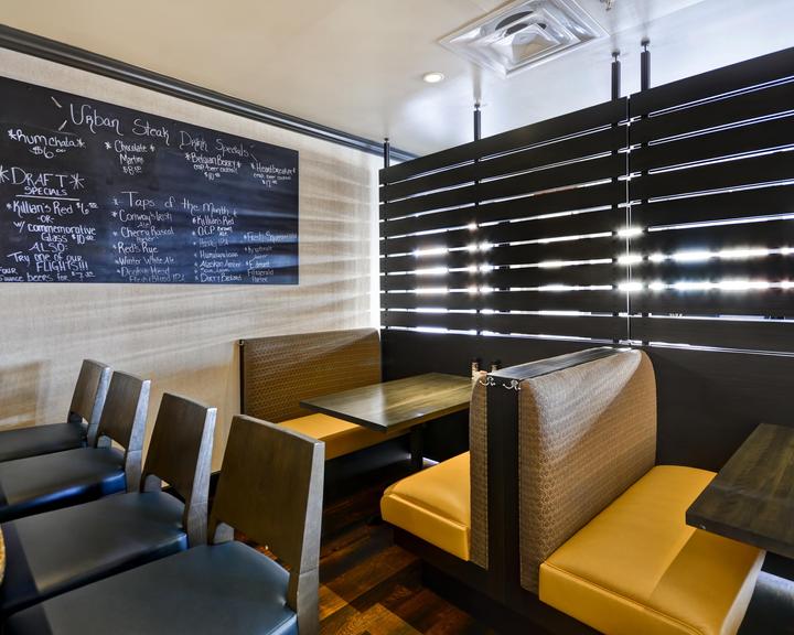 Holiday Inn Detroit Metro Airport from ₹ 8,777. Romulus Hotel Deals & Reviews - KAYAK Holiday Inn Detroit Metro Airport from ₹ 8,777. Romulus Hotel Deals & Reviews - KAYAK