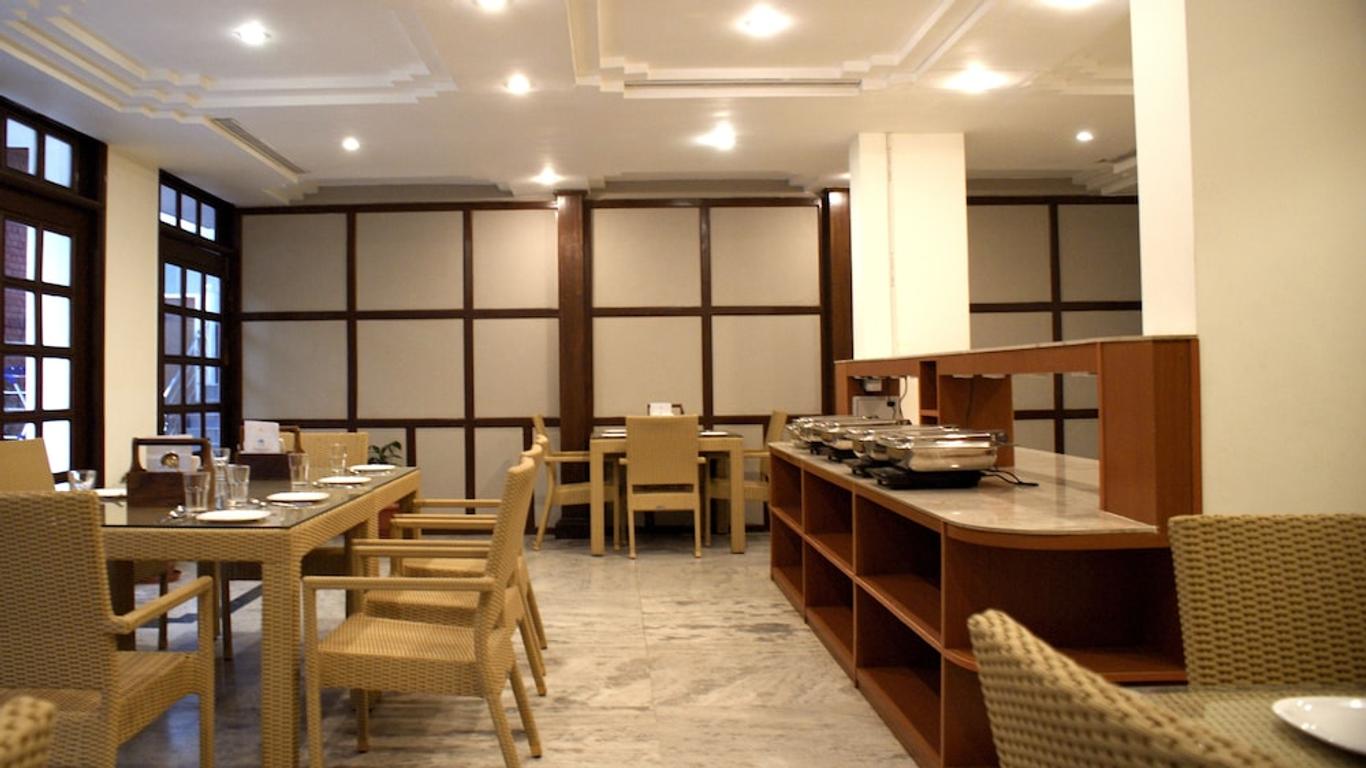Hotel Alpana from ₹ 2,044. Haridwar Hotel Deals & Reviews - KAYAK