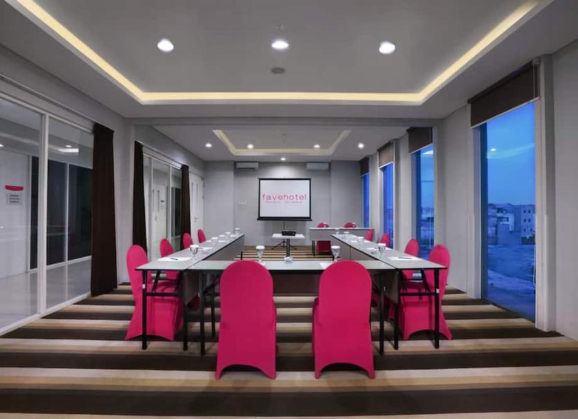 Conference room Photo