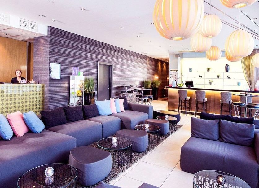 Lounge Photo